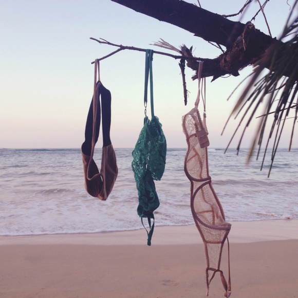 Meet your Posher, Janelle - Picture 2 of 2